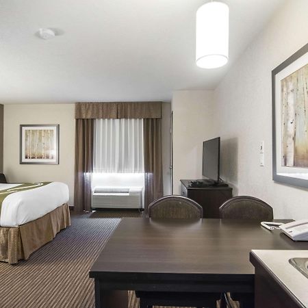 Quality Inn & Suites Thompson Eksteriør billede