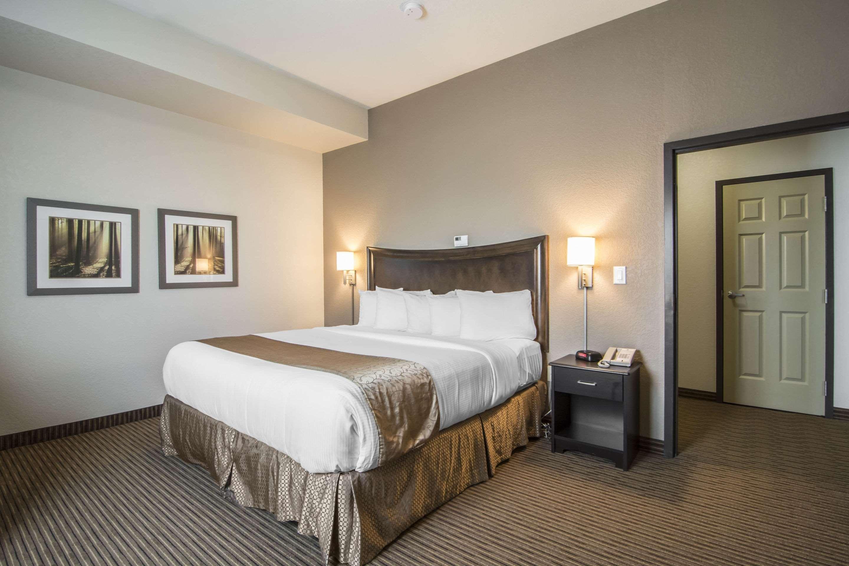 Quality Inn & Suites Thompson Eksteriør billede